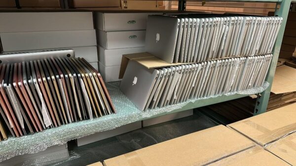 Apple Macbooks wholesale